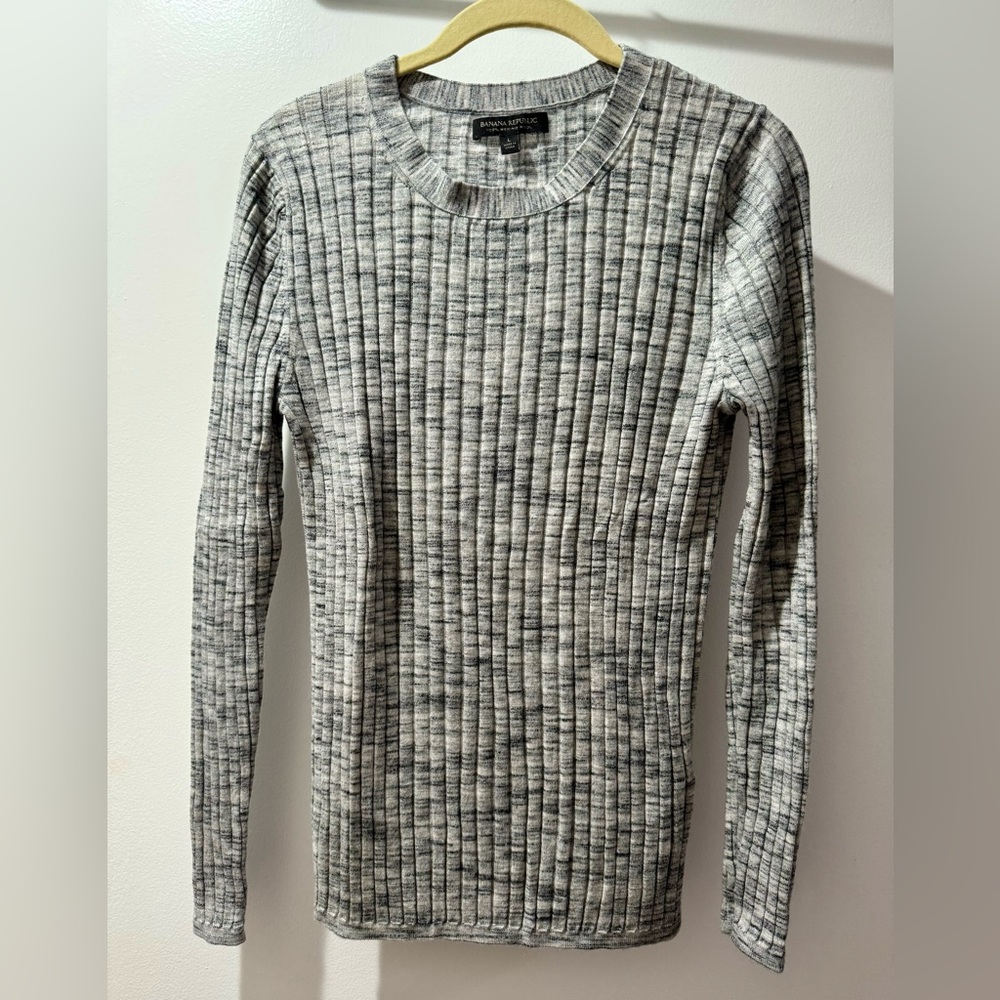 Banana Republic Gray Wool Sweater